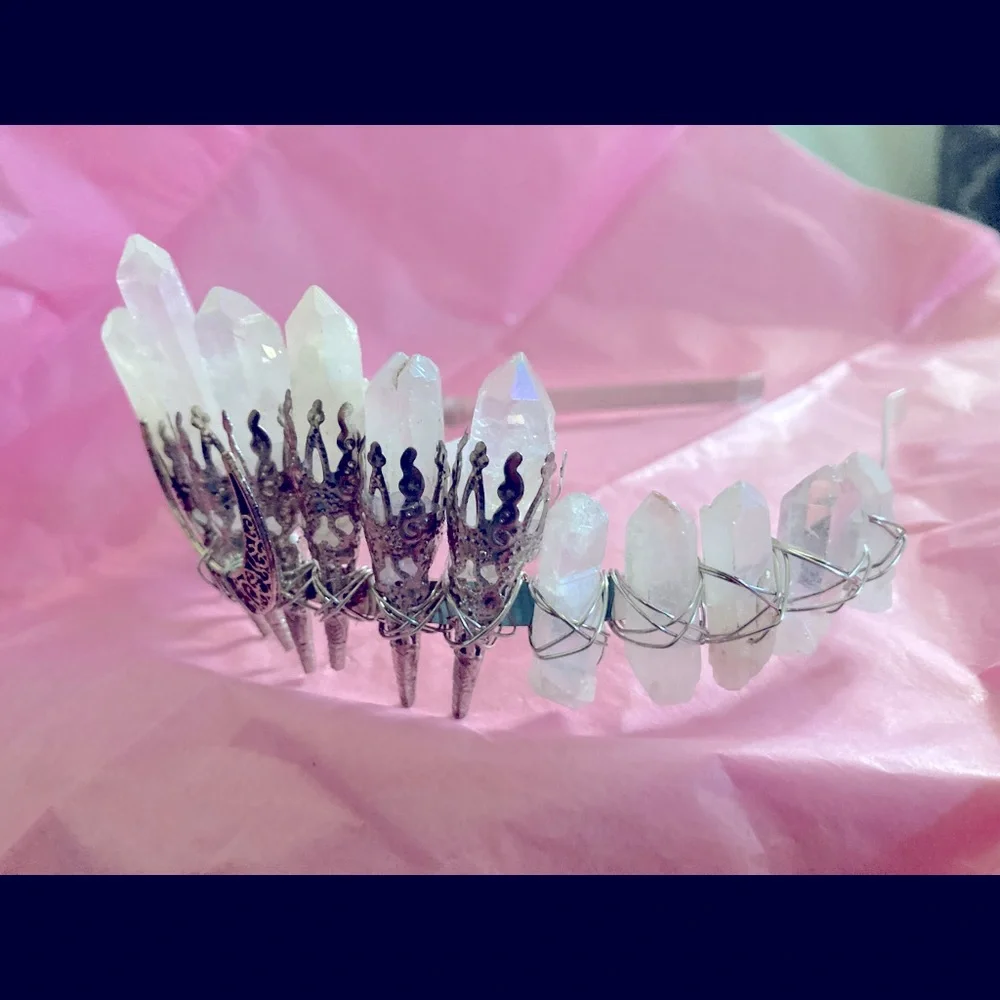 Tiera , Reiki charged angel aura quartz - Picture 6 of 7